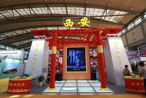 第九屆中國(guó)西部文化產(chǎn)業(yè)博覽會(huì)側(cè)記 文創(chuàng)產(chǎn)品爭(zhēng)奇斗艷，數(shù)字文化創(chuàng)意引領(lǐng)未來